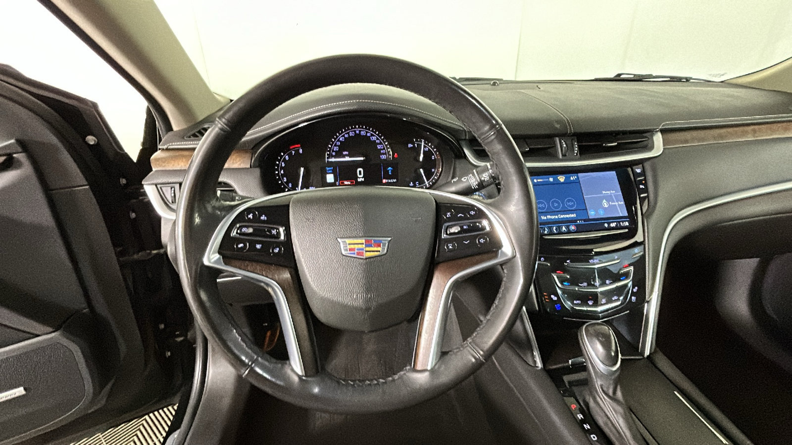 Used 2019 Cadillac XTS Luxury FWD image 17
