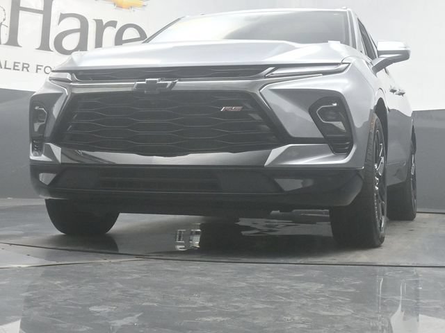 Used 2023 Chevrolet Blazer RS w/ Driver Confidence II Package AWD/4WD image 2