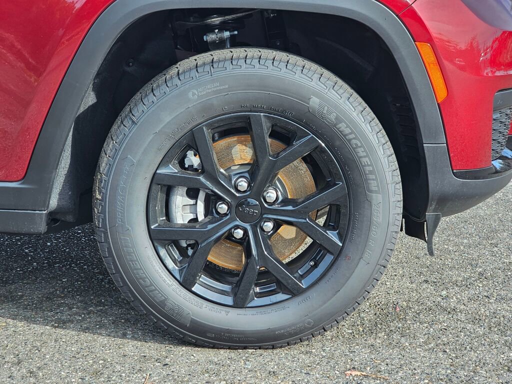 New 2025 Jeep Grand Cherokee L Altitude image 10