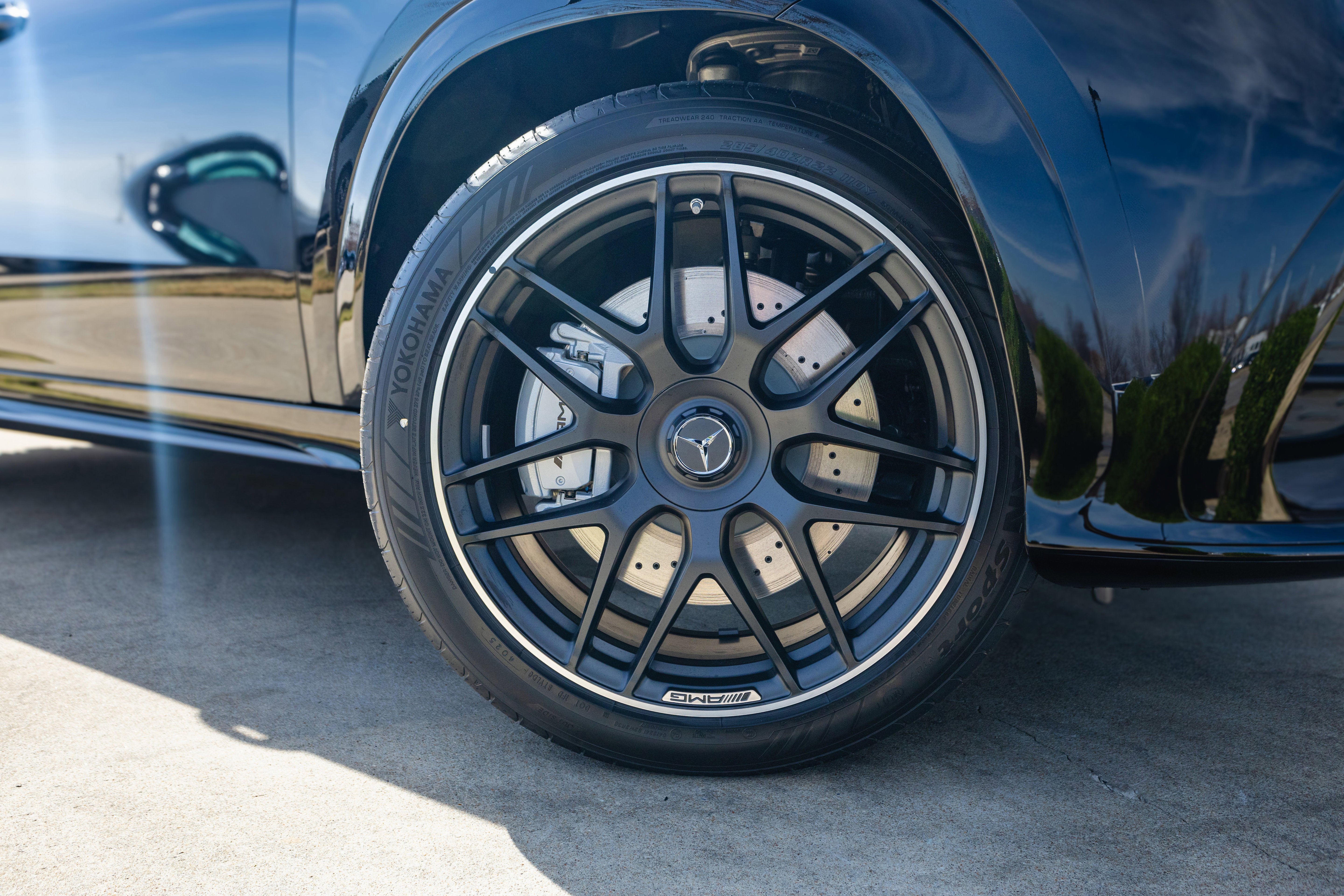 New 2026 Mercedes-Benz GLE 53 AMG 4MATIC Coupe image 2