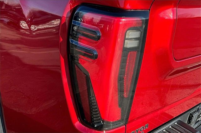 Used 2024 GMC Sierra 2500 AT4 w/ AT4 Premium Plus Package image 24