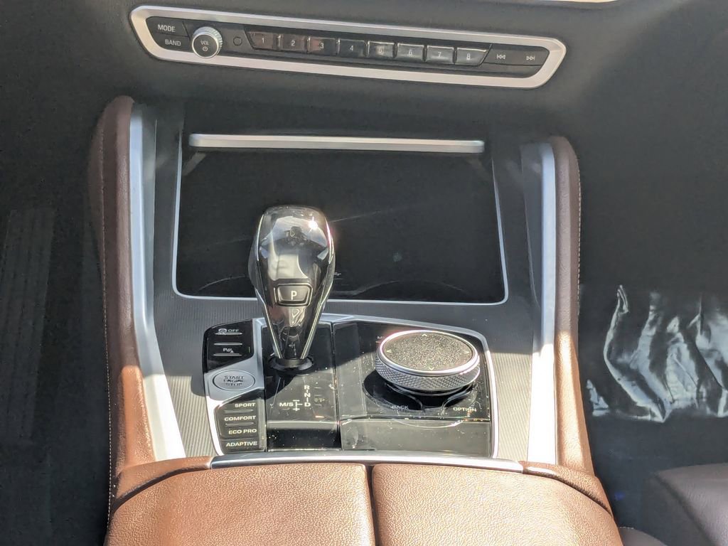 Used 2021 BMW X6 xDrive40i w/ Premium Package image 7