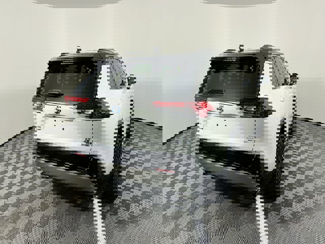 Used 2024 Toyota RAV4 XSE w/ Weather Package image 3