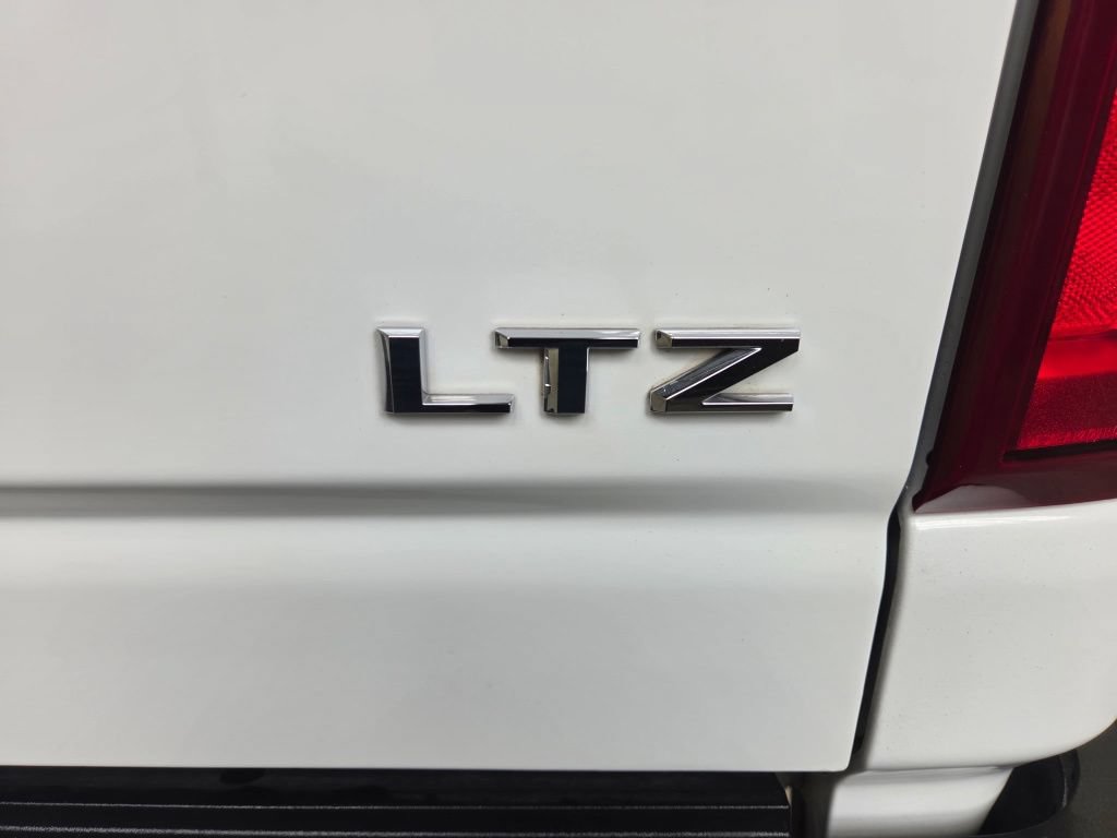 Used 2022 Chevrolet Silverado 2500 LTZ AWD/4WD image 15