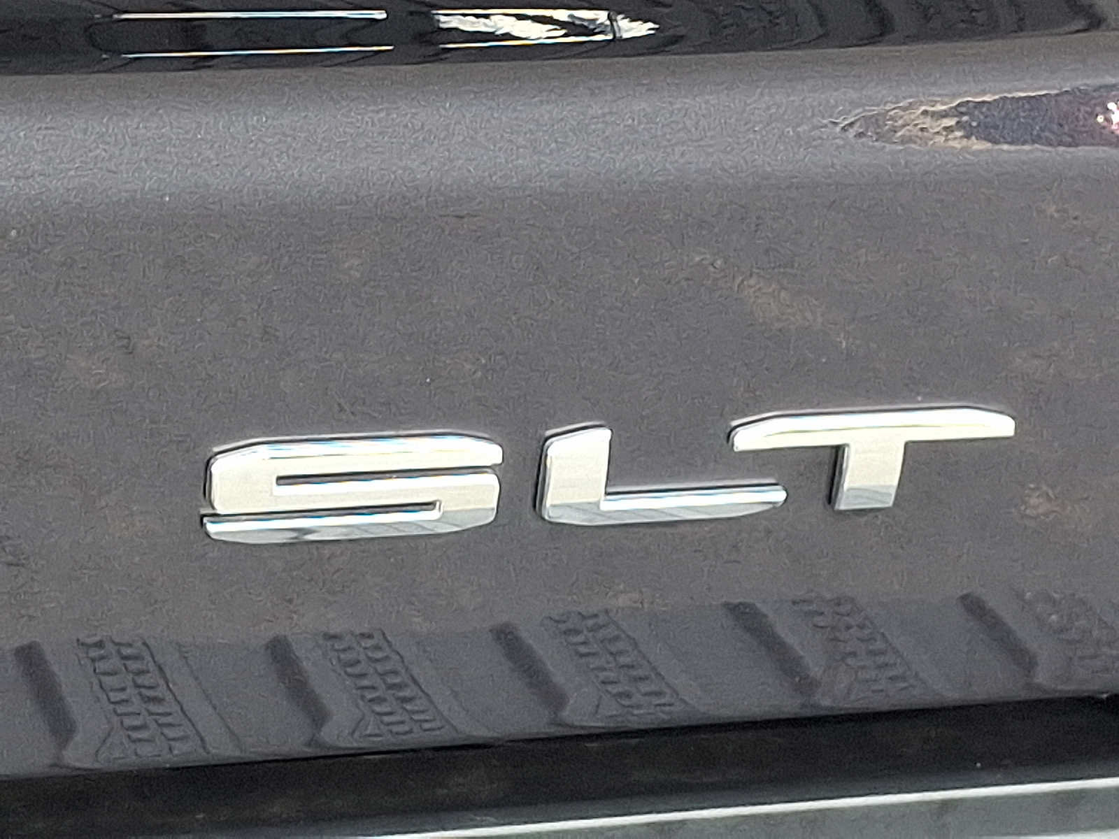 Used 2023 GMC Sierra 1500 SLT w/ SLT Premium Plus Package AWD/4WD image 30