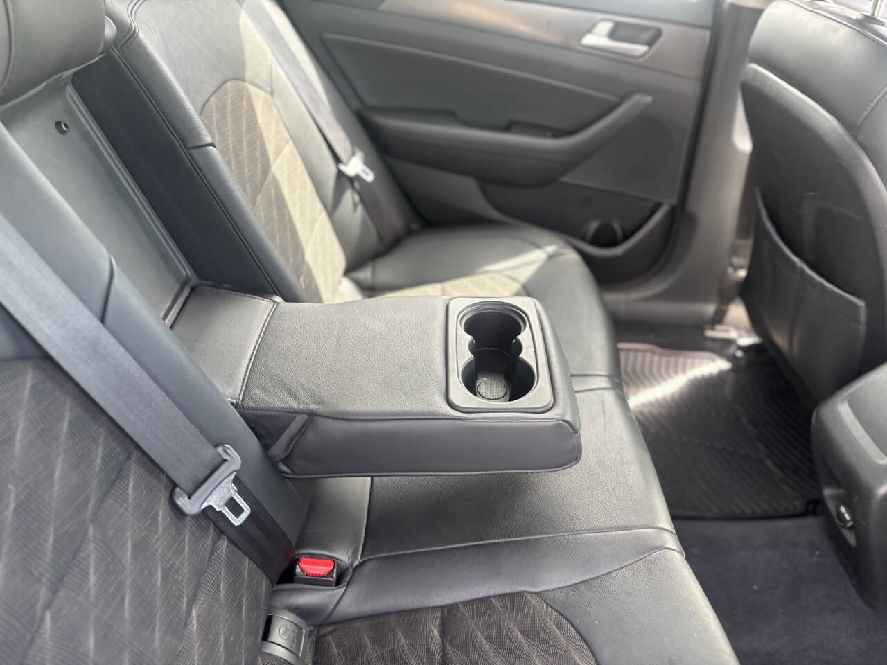 Used 2015 Hyundai Sonata Sport w/ Option Group 03 FWD image 22