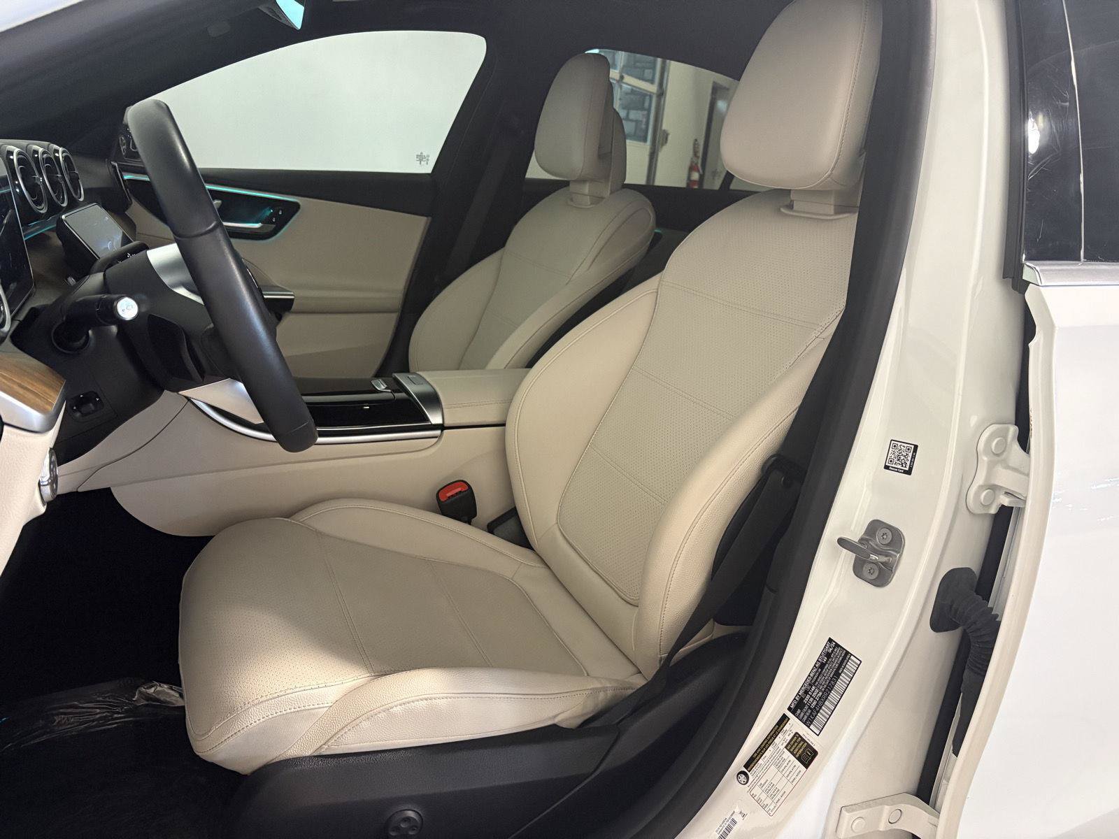Used 2024 Mercedes-Benz C 300 4MATIC Sedan image 17