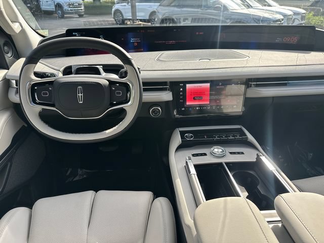 New 2026 Lincoln Navigator Reserve AWD/4WD image 22