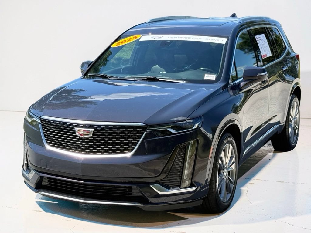 Certified 2025 Cadillac XT6 Premium Luxury FWD image 10