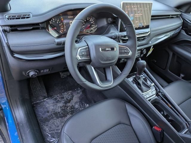 New 2026 Jeep Compass Latitude w/ Sun and Sound Group AWD/4WD image 13