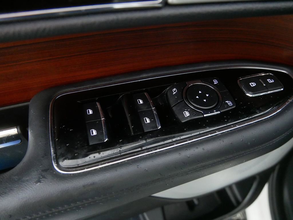 Used 2024 Lincoln Navigator Reserve w/ Equipment Group 201A AWD/4WD image 18