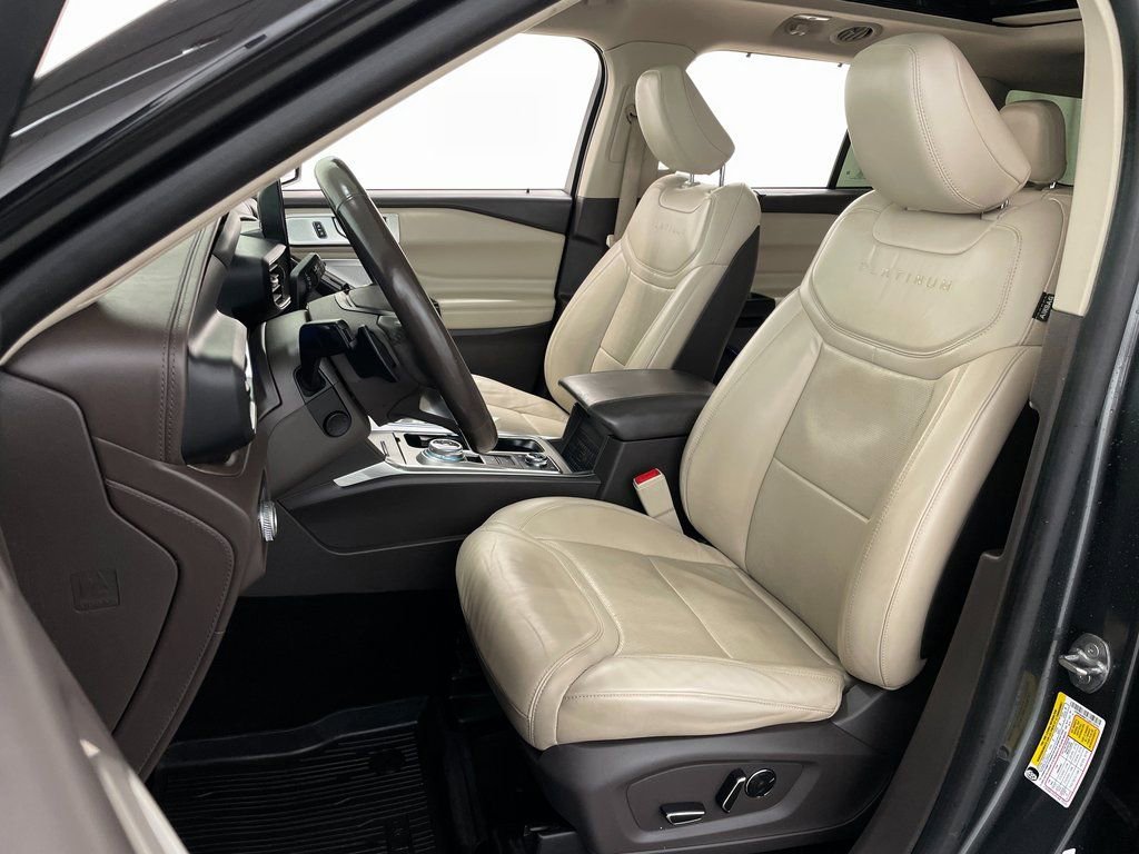 Used 2020 Ford Explorer Platinum AWD/4WD image 32
