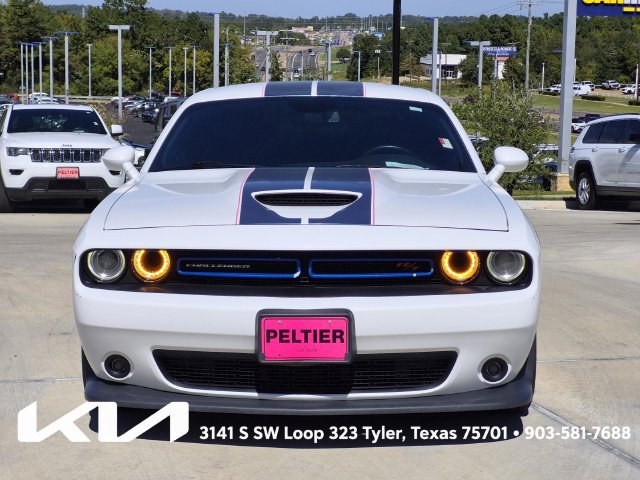 Used 2019 Dodge Challenger R/T w/ Driver Convenience Group RWD image 2
