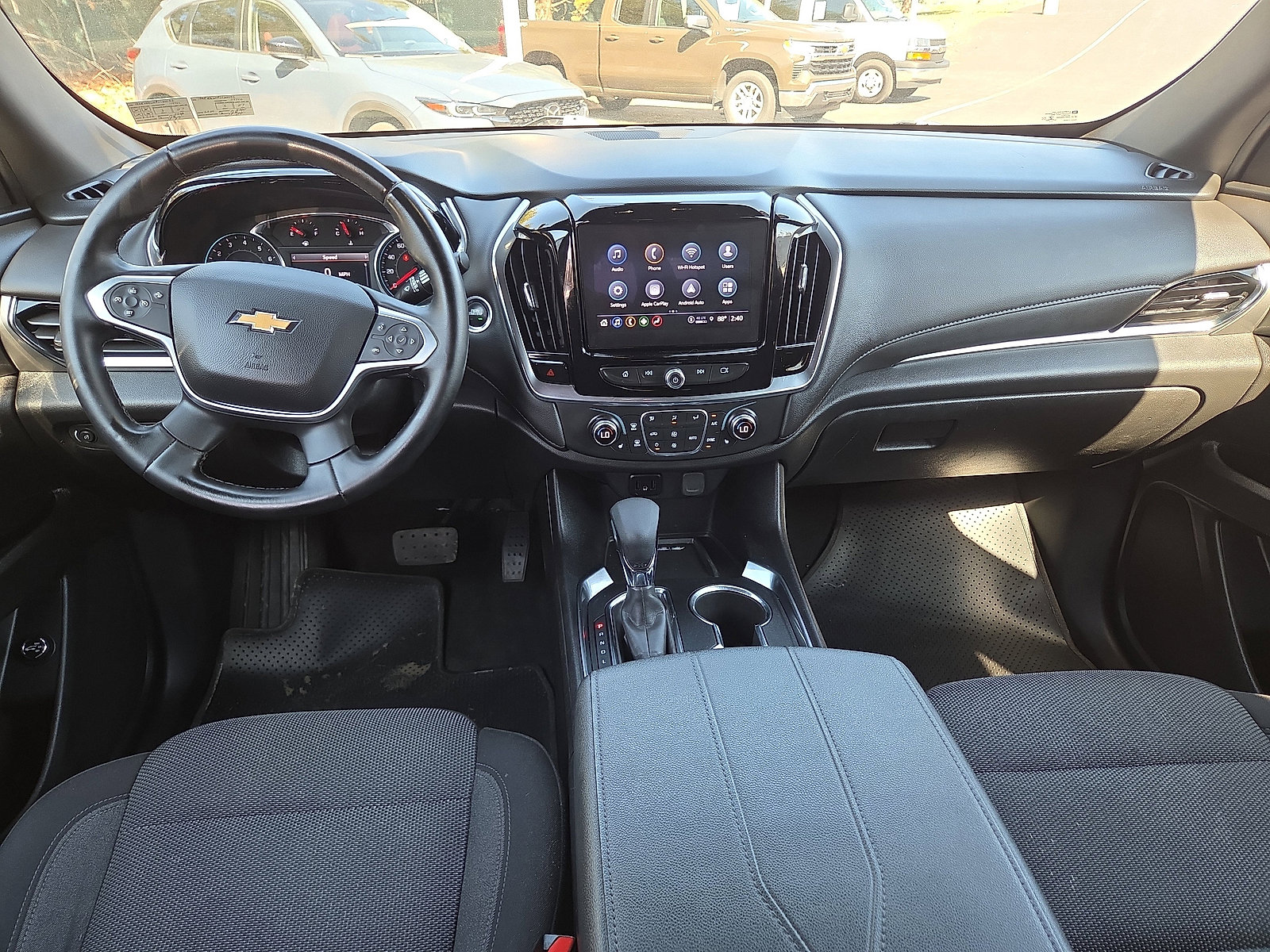 Used 2023 Chevrolet Traverse LT image 25