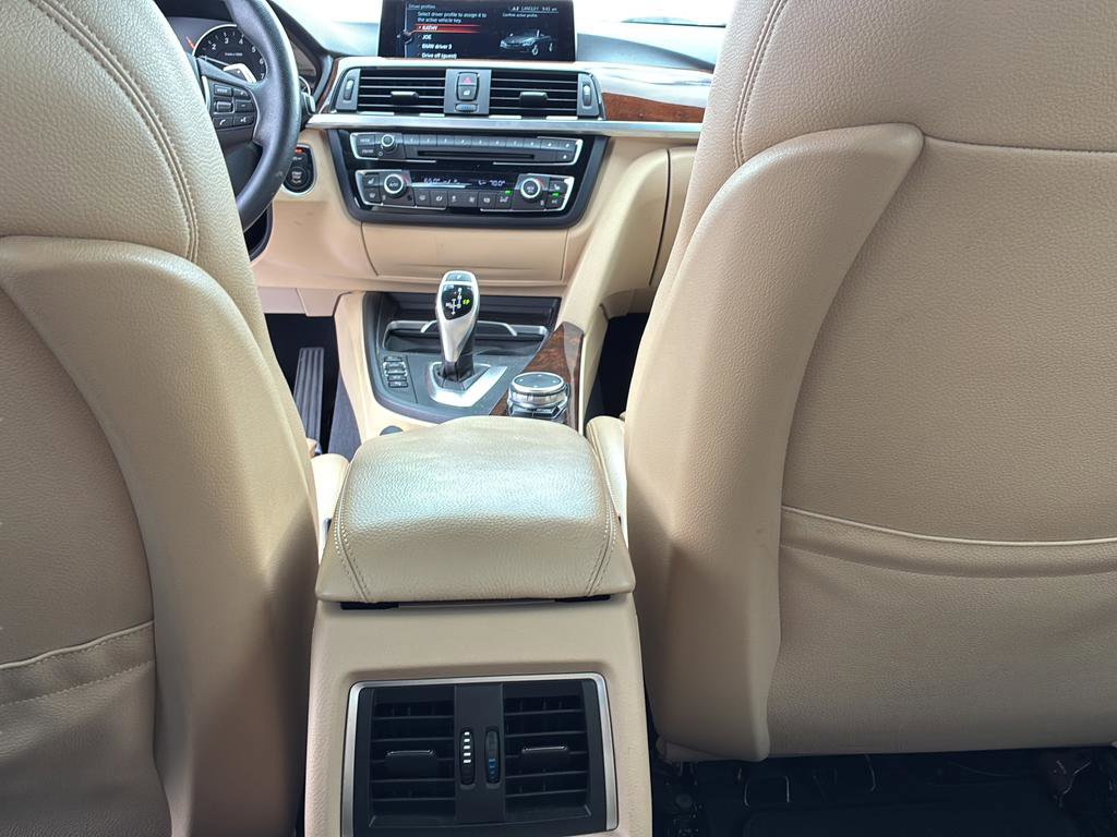 Used 2017 BMW 430i Convertible image 17