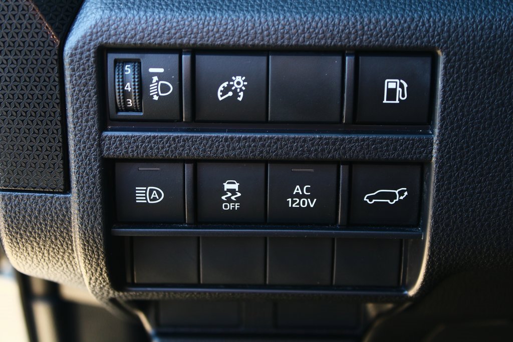 Used 2025 Toyota 4Runner Limited image 14