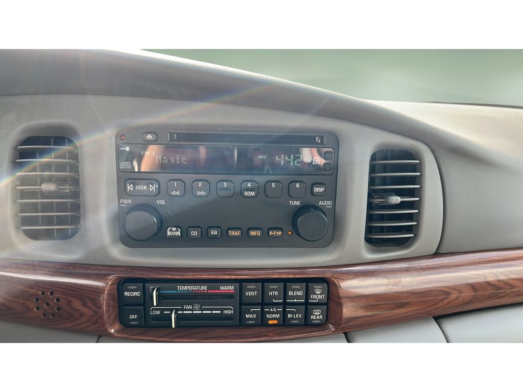 Used 2003 Buick Le Sabre Custom w/ Comfort & Style Package FWD image 18