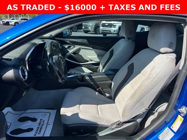 Used 2016 Chevrolet Camaro LT w/ Technology Package RWD image 13