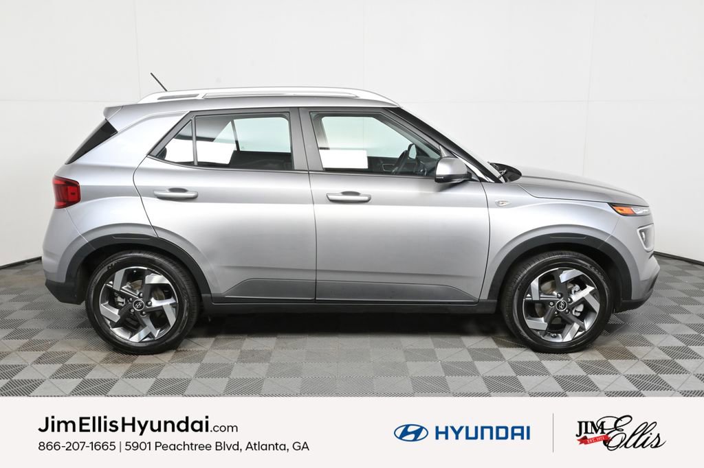 Certified 2023 Hyundai Venue SEL image 29
