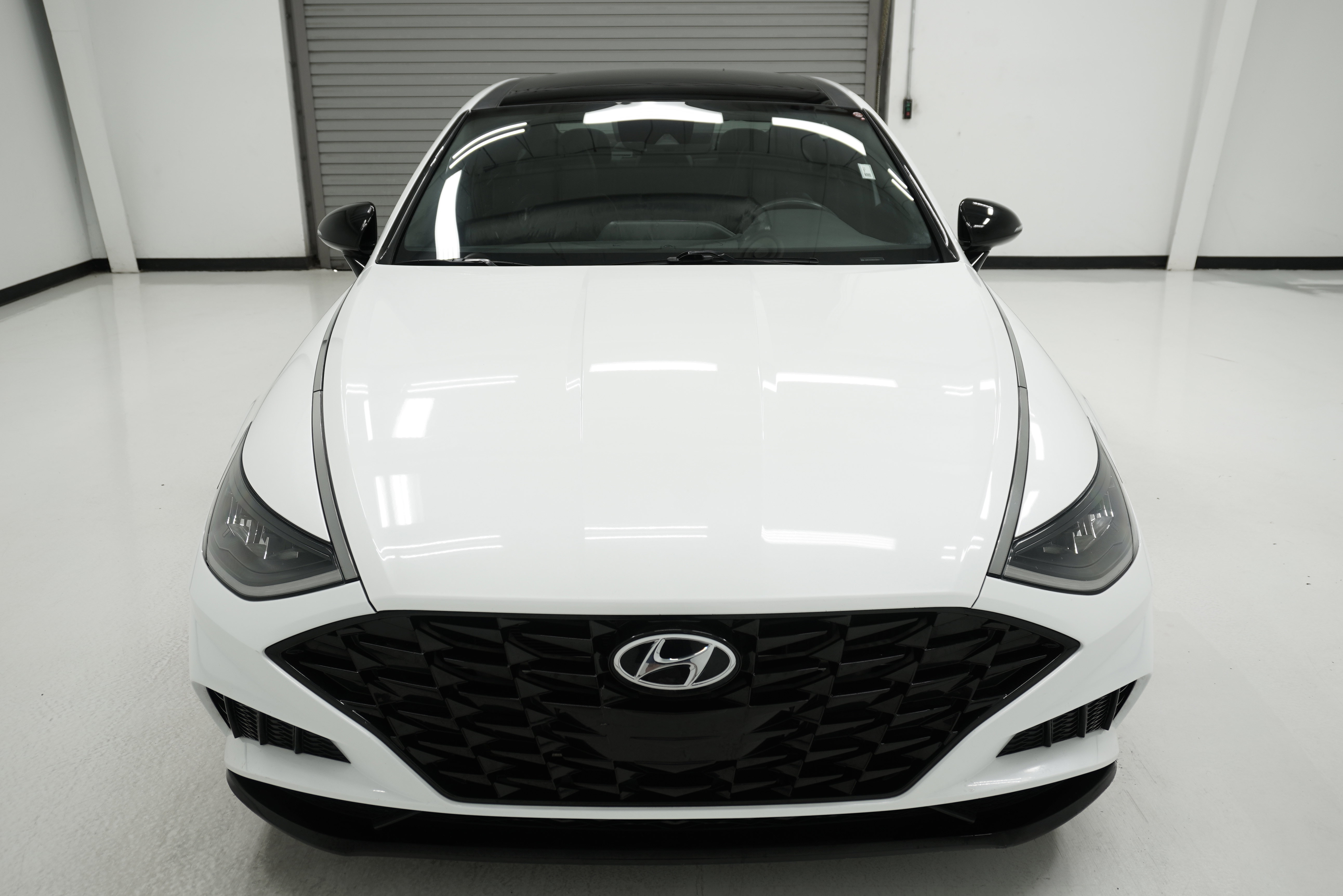 Used 2022 Hyundai Sonata SEL Plus FWD image 2