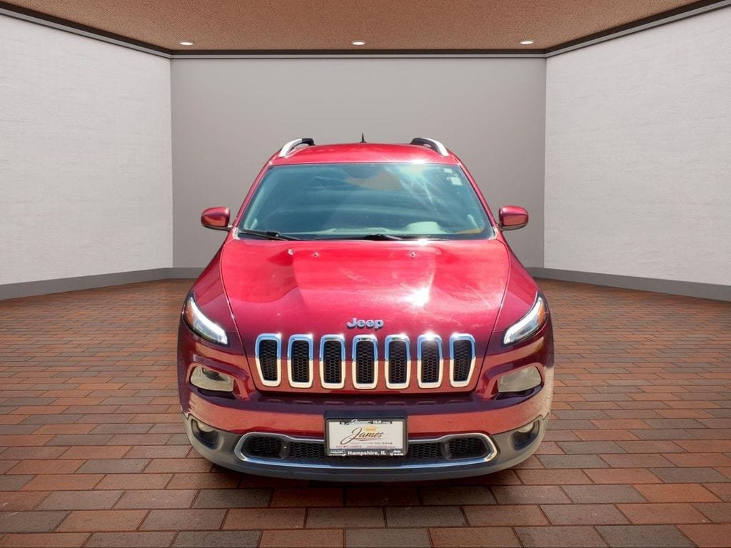 Used 2016 Jeep Cherokee Limited AWD/4WD image 2