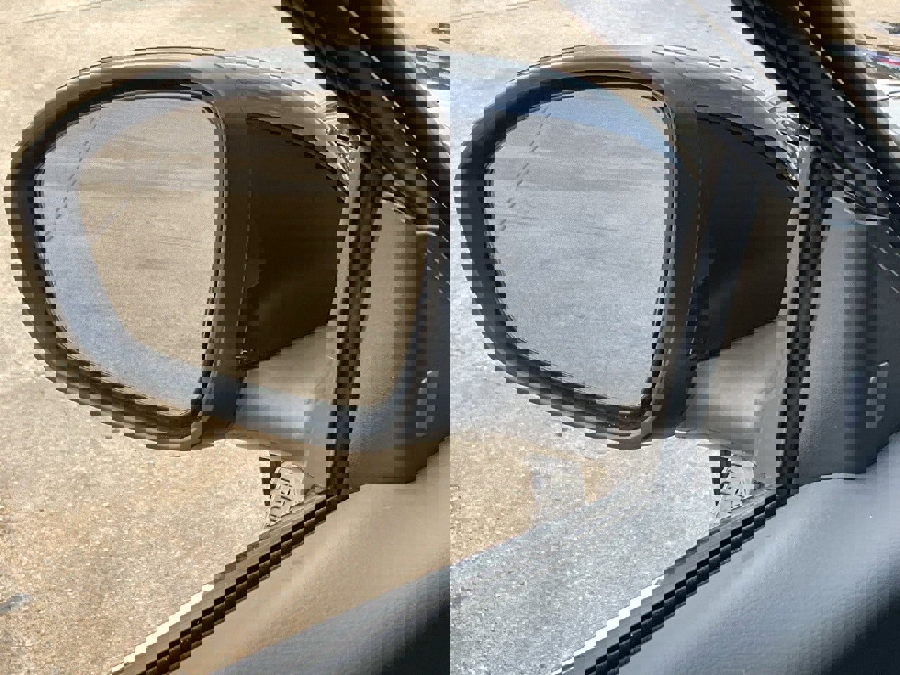 Used 2025 Nissan Sentra S image 11