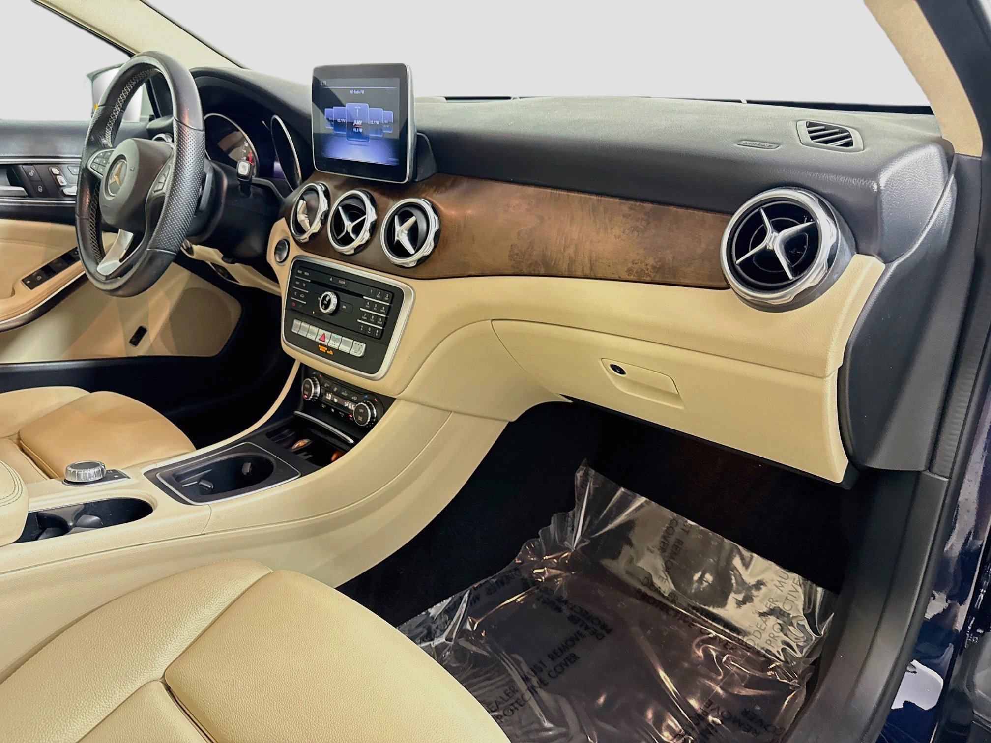 Used 2019 Mercedes-Benz GLA 250 w/ Convenience Package image 30
