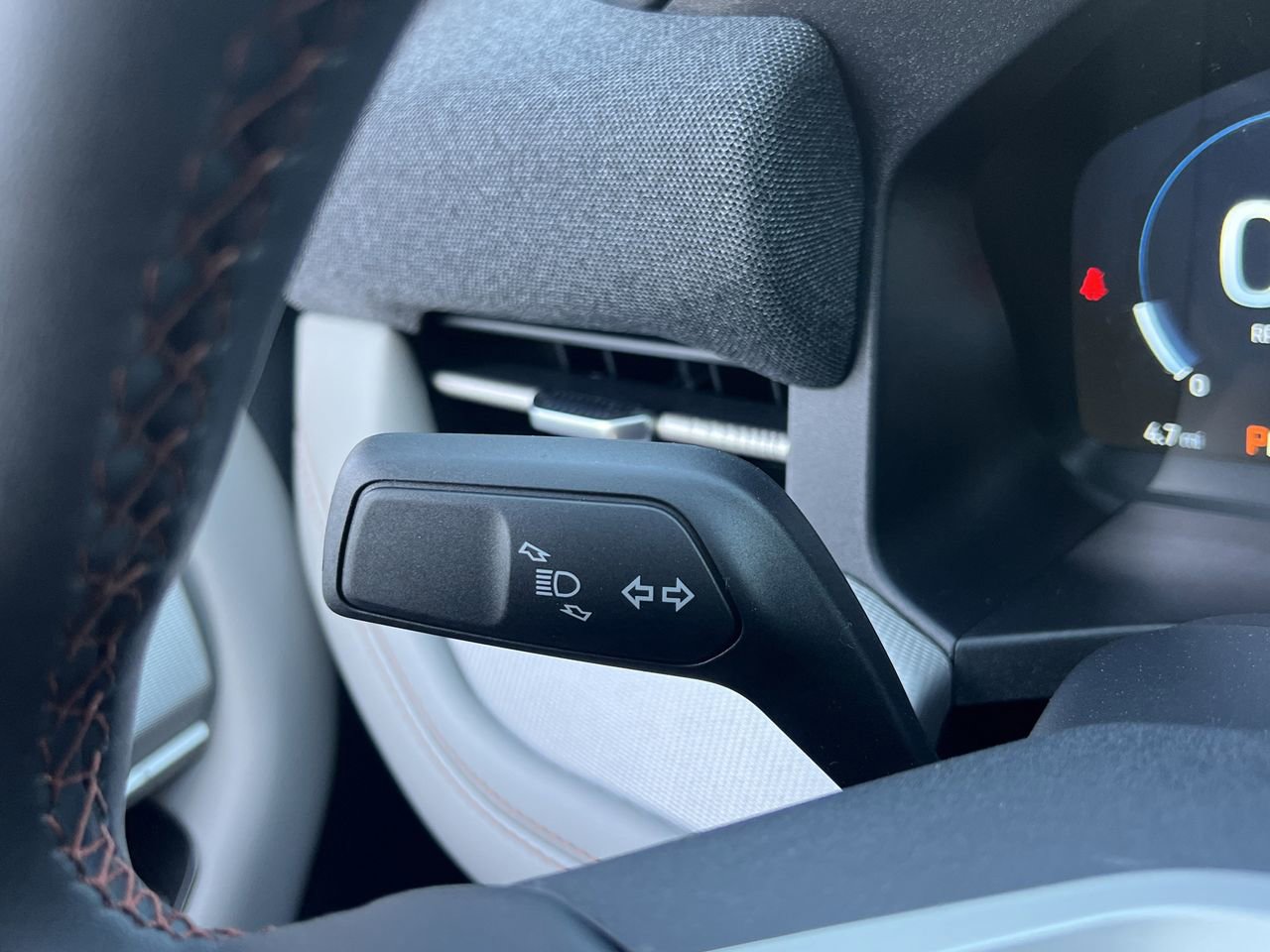 New 2026 Ford Explorer Active w/ Active Comfort Package image 10