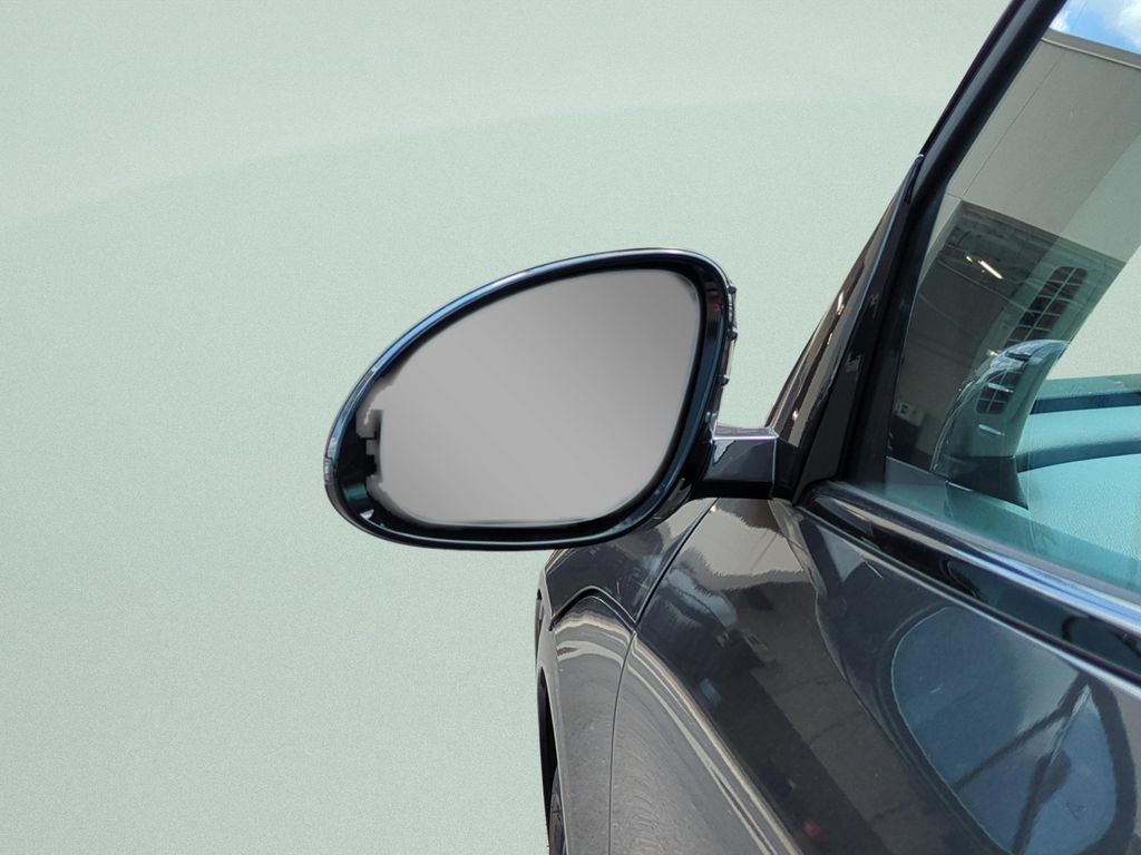 New 2026 Genesis GV60 RWD image 28