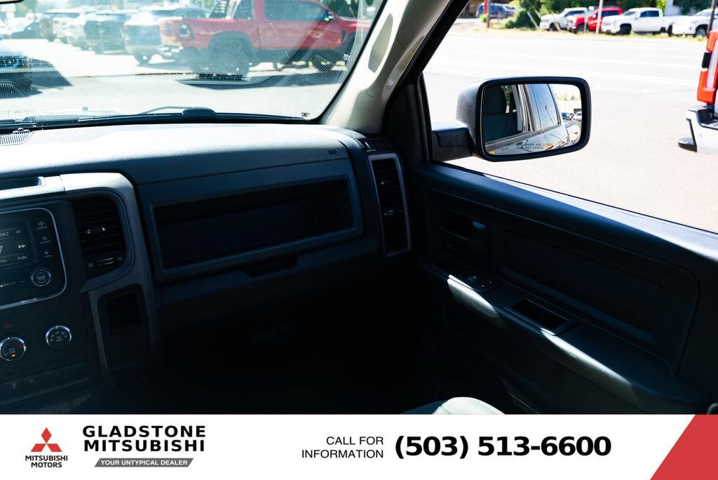 Used 2019 RAM 1500 Express w/ Express Value Package AWD/4WD image 11