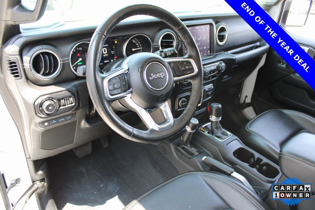 Used 2022 Jeep Wrangler Unlimited Sahara w/ Cold Weather Group image 8