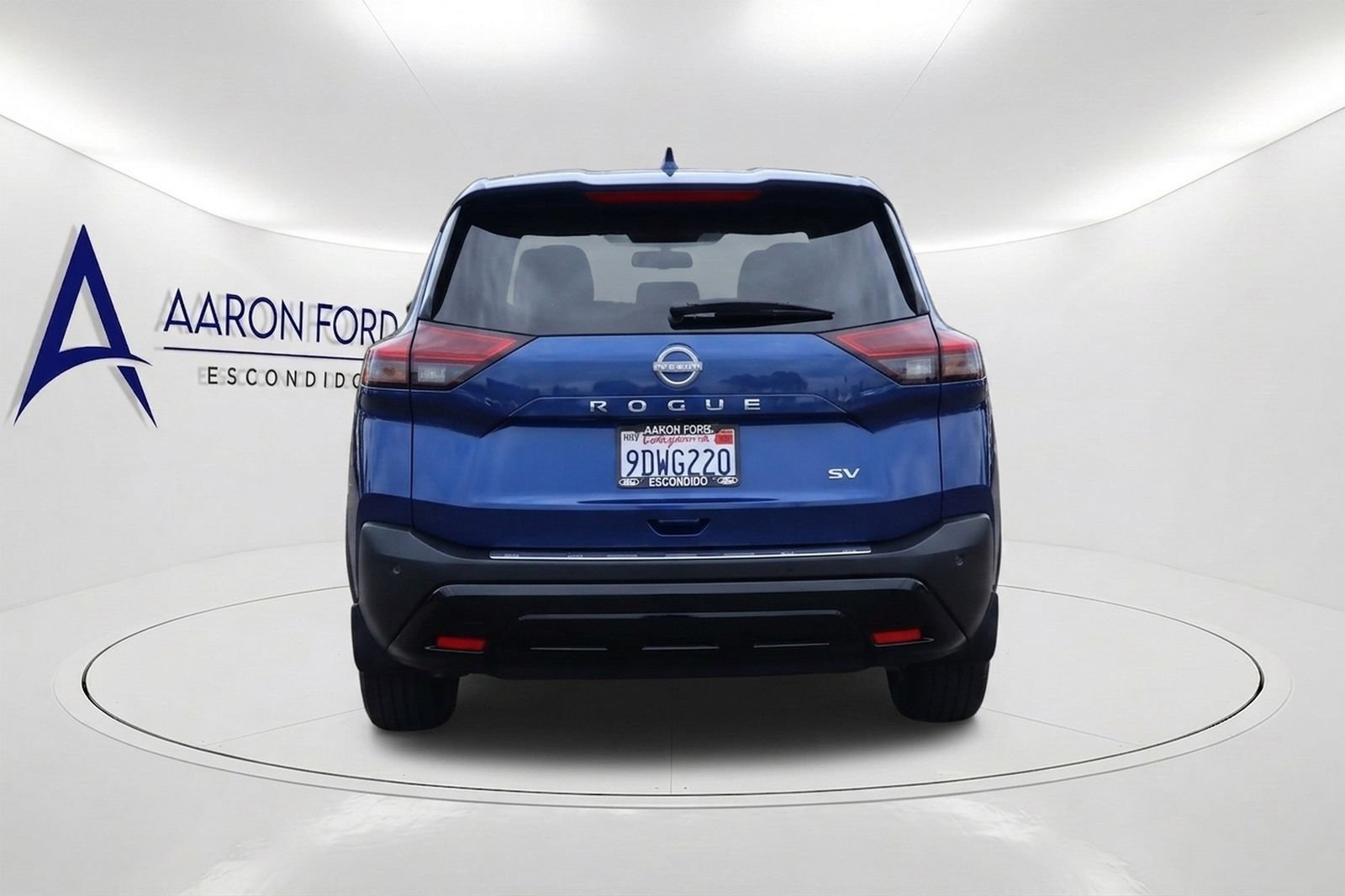 Used 2023 Nissan Rogue SV FWD image 5