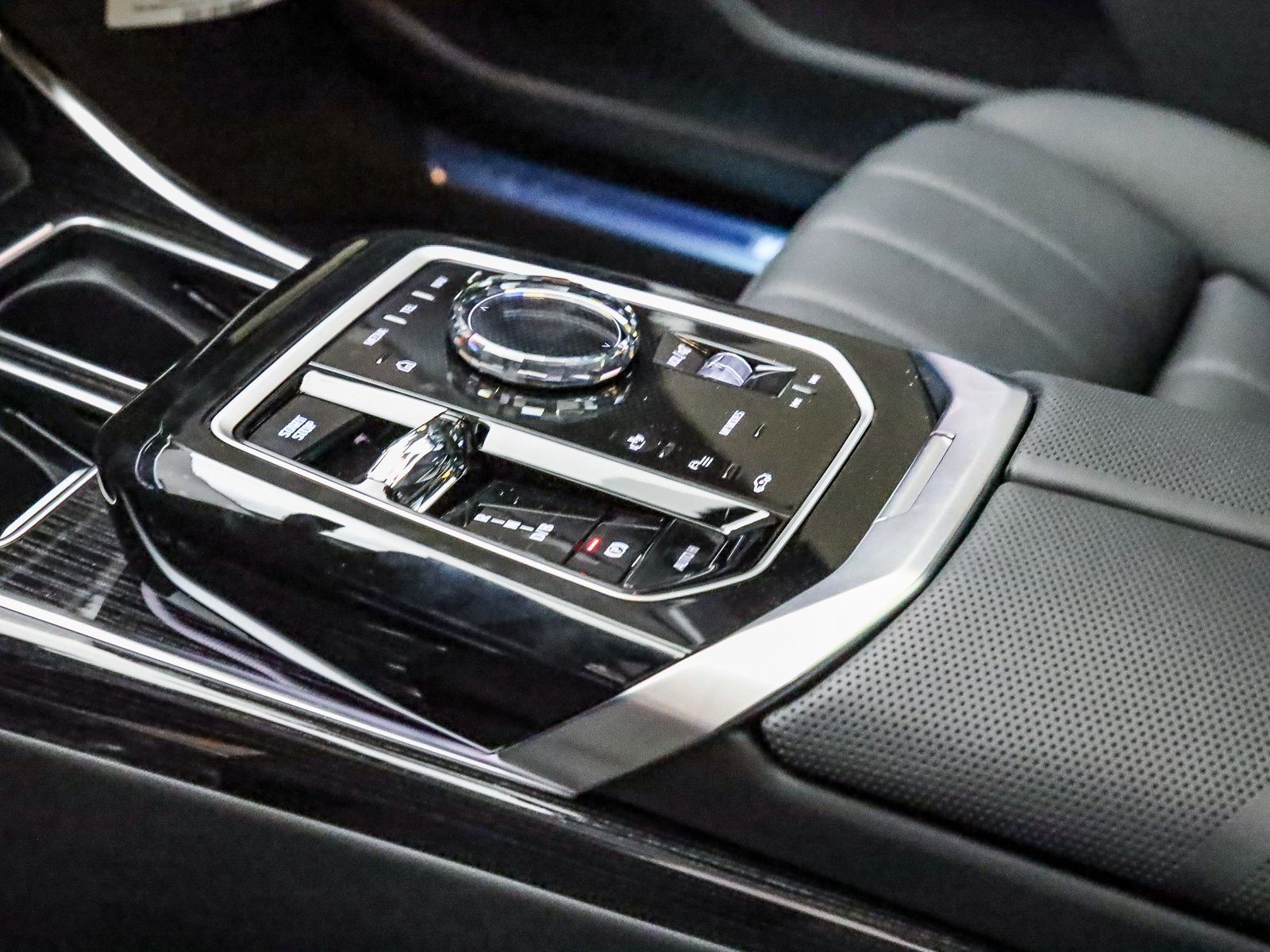 New 2026 BMW i7 eDrive50 w/ M Sport Package image 23