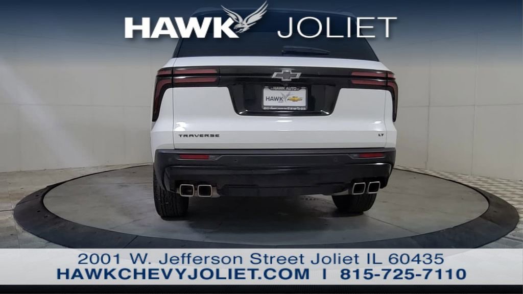 Used 2024 Chevrolet Traverse LT w/ Midnight/Sport Edition FWD image 6
