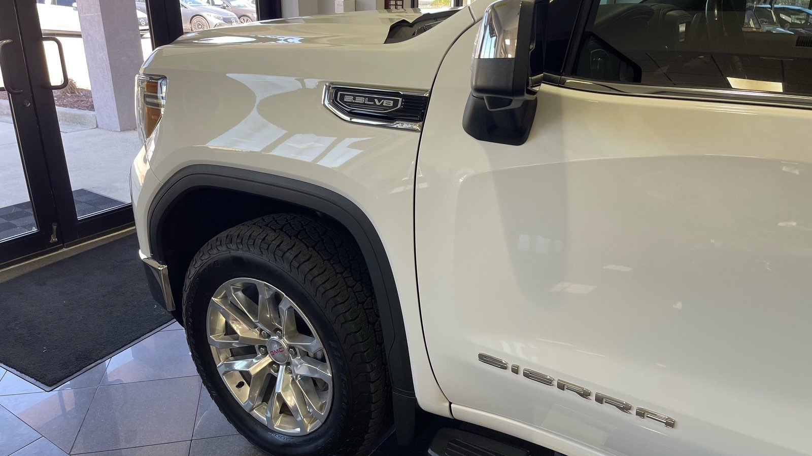 Used 2019 GMC Sierra 1500 SLT w/ SLT Premium Package image 12