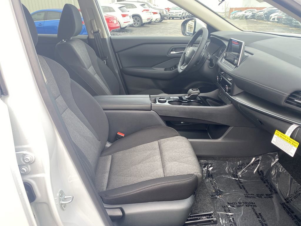 New 2026 Nissan Rogue SV image 31