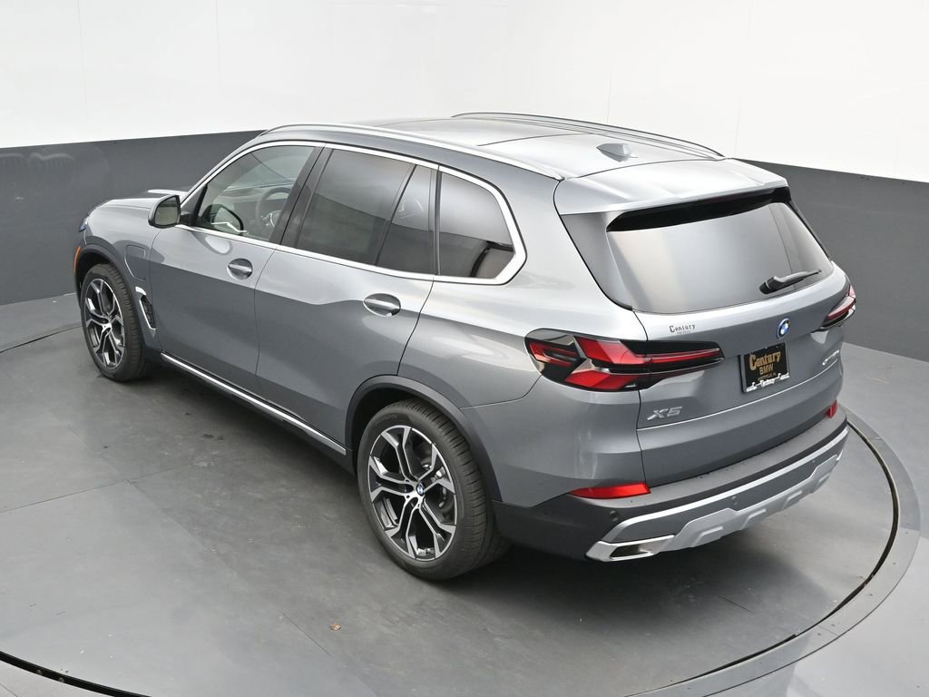 New 2026 BMW X5 xDrive50e AWD/4WD image 36