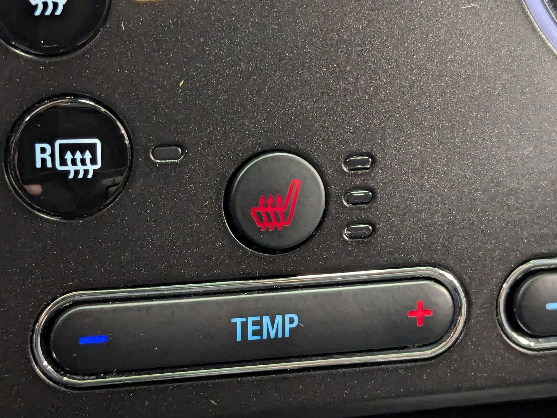 Used 2019 Ford Explorer Sport w/ Ford Safe & Smart Package image 28