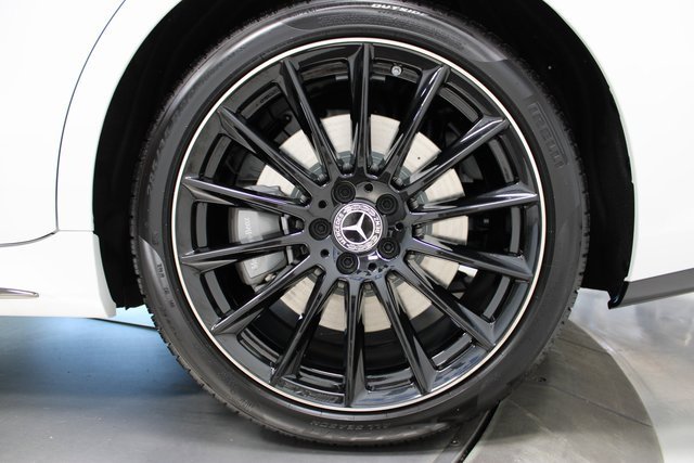 Used 2025 Mercedes-Benz S 580 4MATIC Sedan w/ AMG Line Package image 35