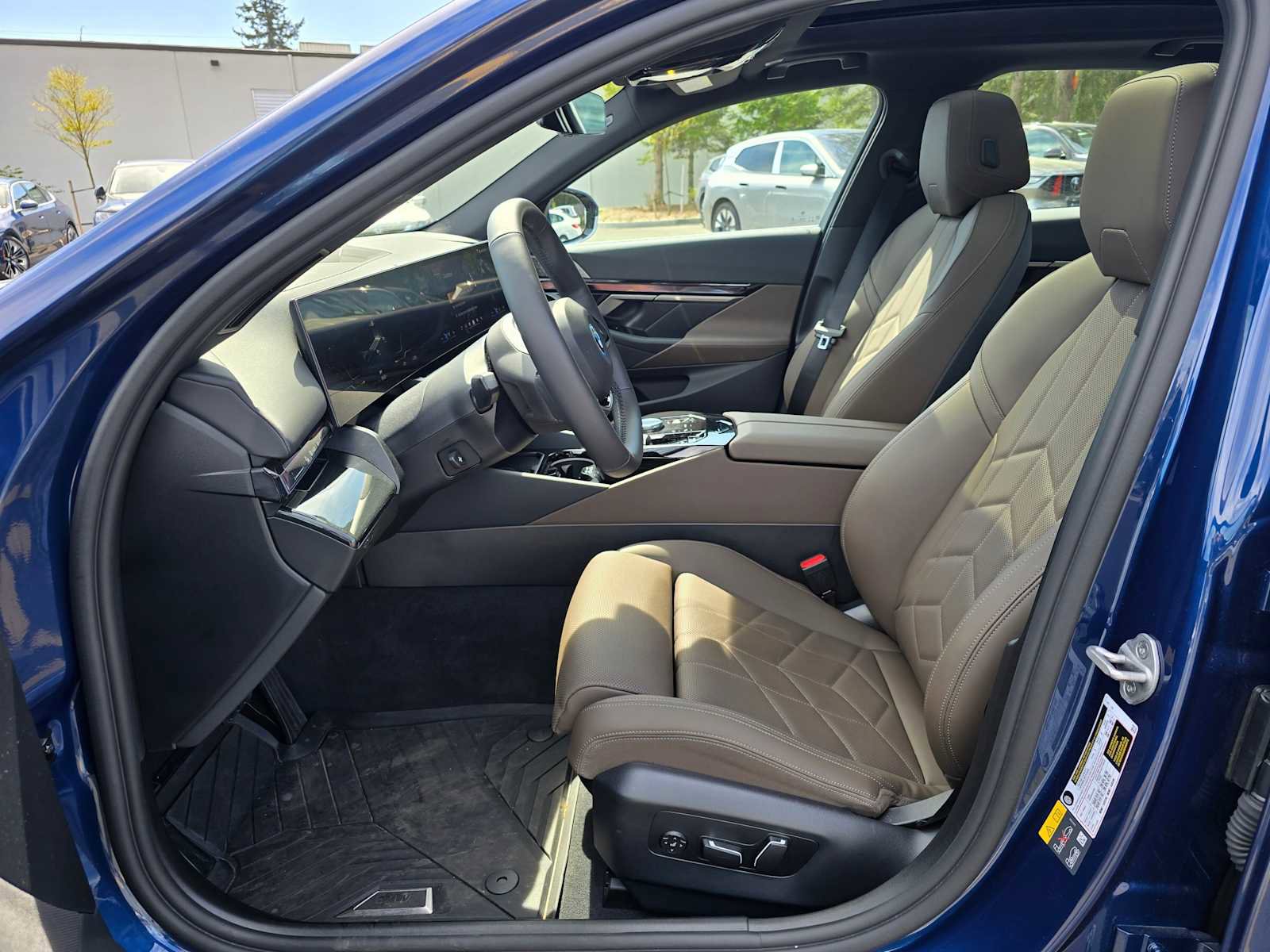 Used 2026 BMW i5 eDrive40 AWD/4WD image 20