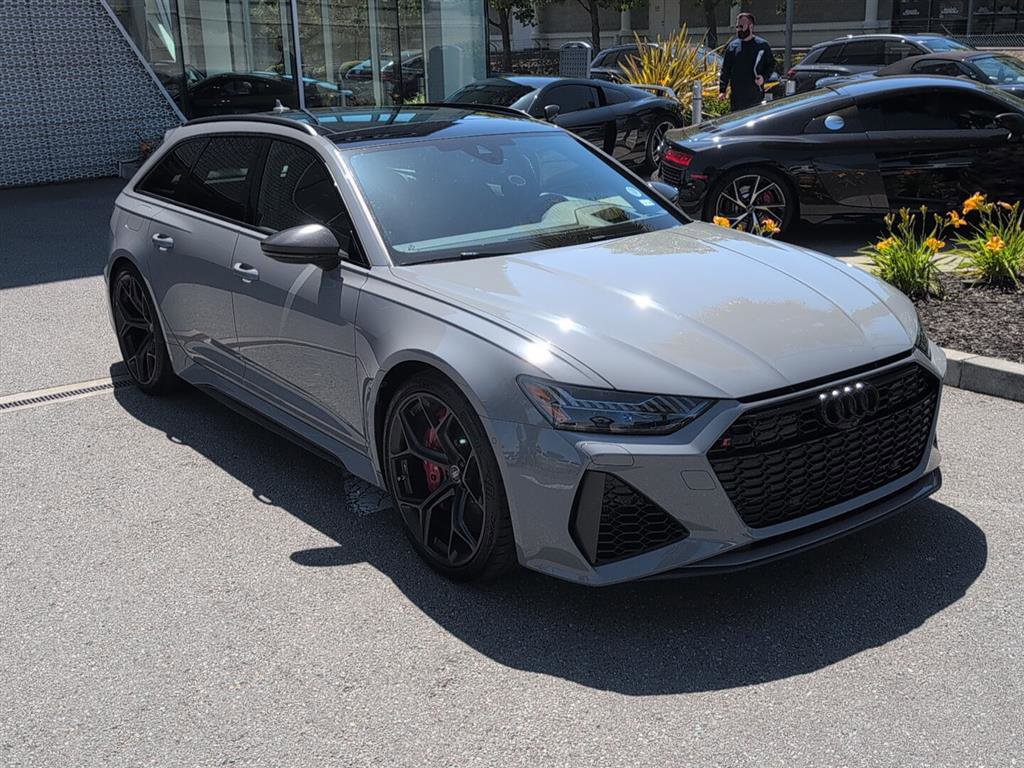 Used 2025 Audi RS 6 performance AWD/4WD image 4