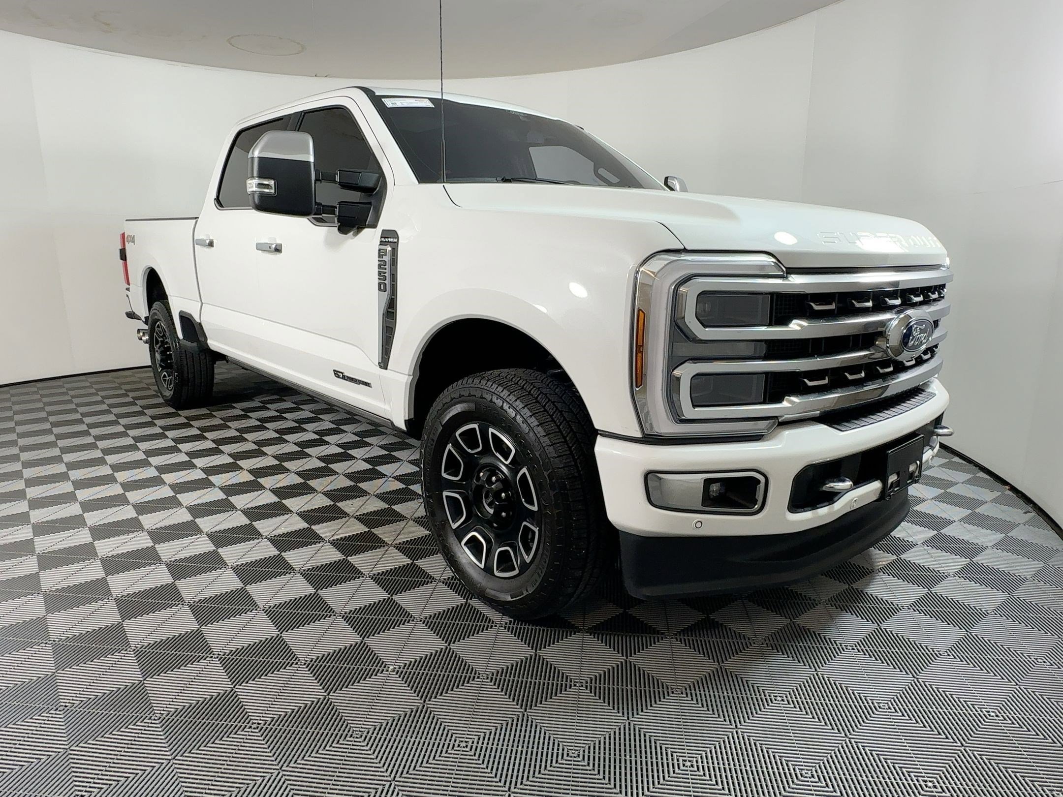 Used 2024 Ford F250 Platinum image 20