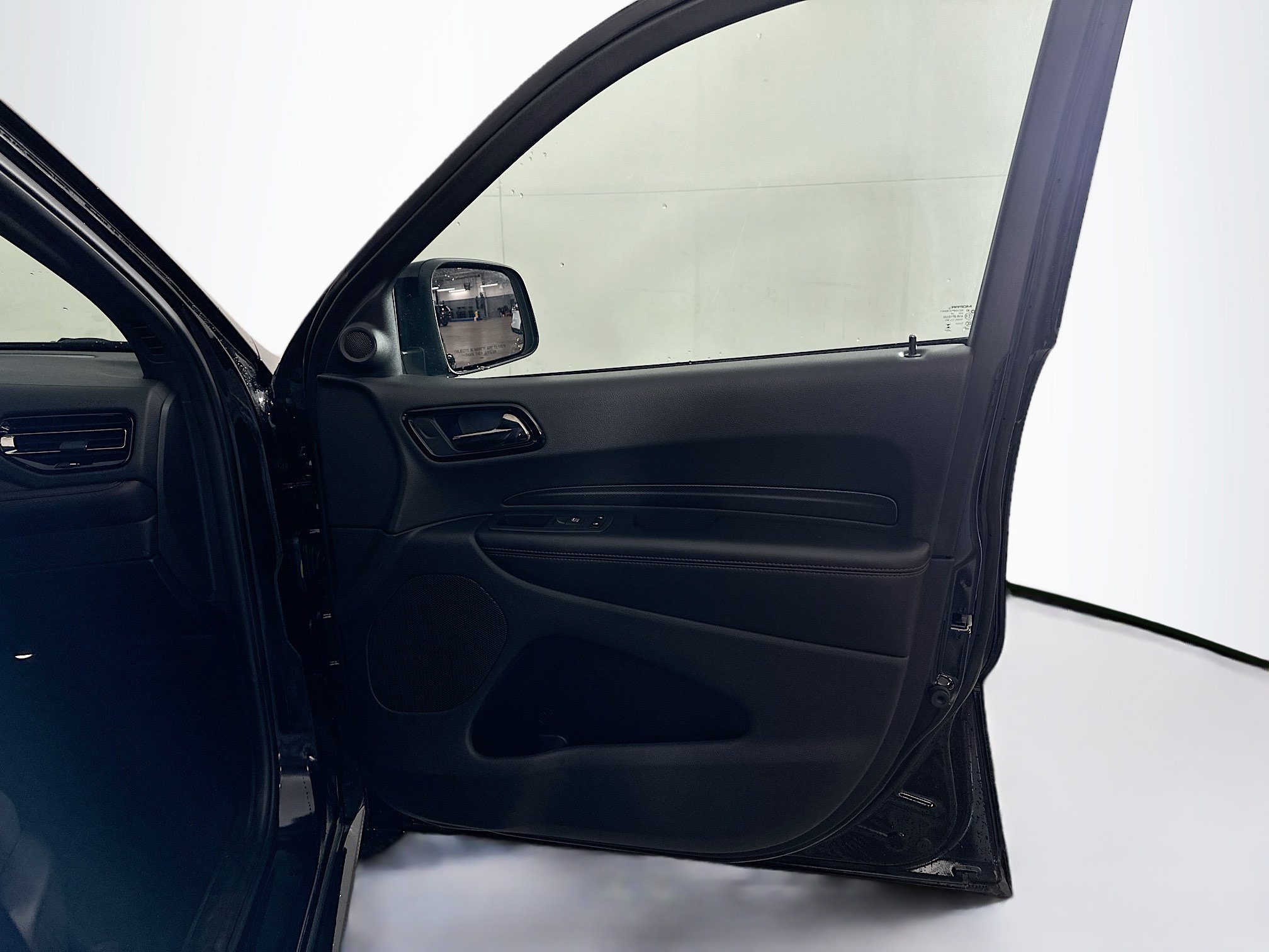 Used 2025 Dodge Durango GT image 33