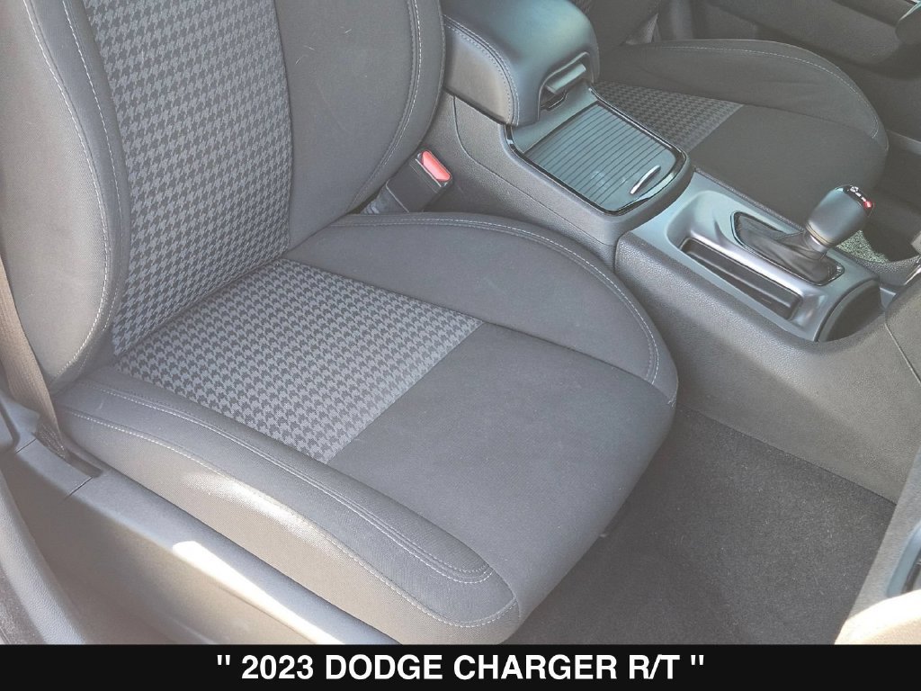 Used 2023 Dodge Charger R/T w/ Blacktop Package RWD image 32