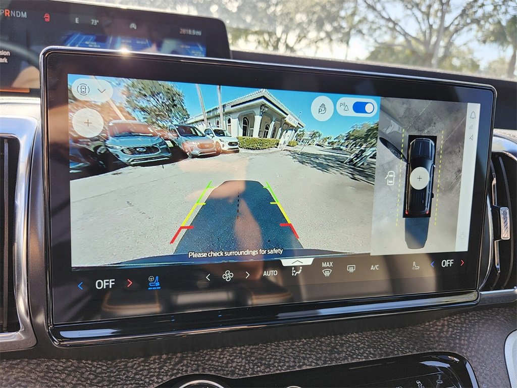 Used 2025 Ford Expedition Tremor image 24