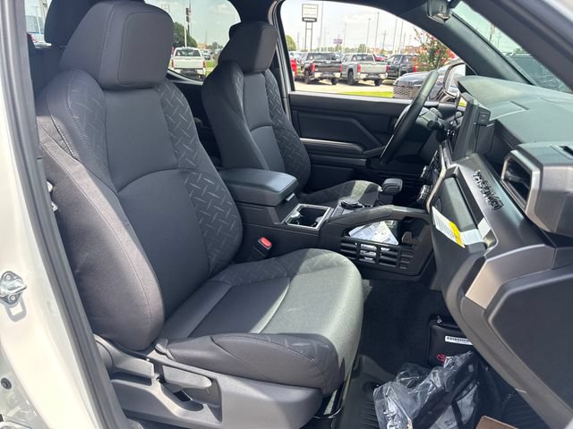New 2026 Toyota Tacoma SR5 AWD/4WD image 11