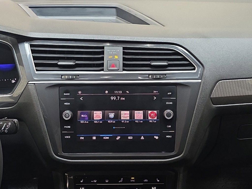Used 2023 Volkswagen Tiguan SE image 24