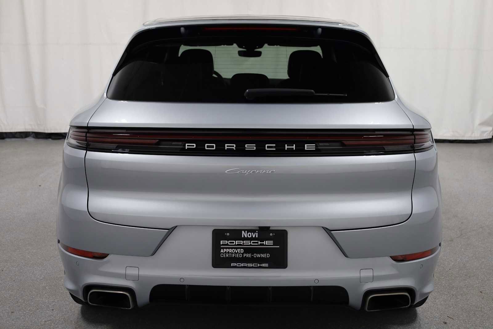 Certified 2024 Porsche Cayenne image 7