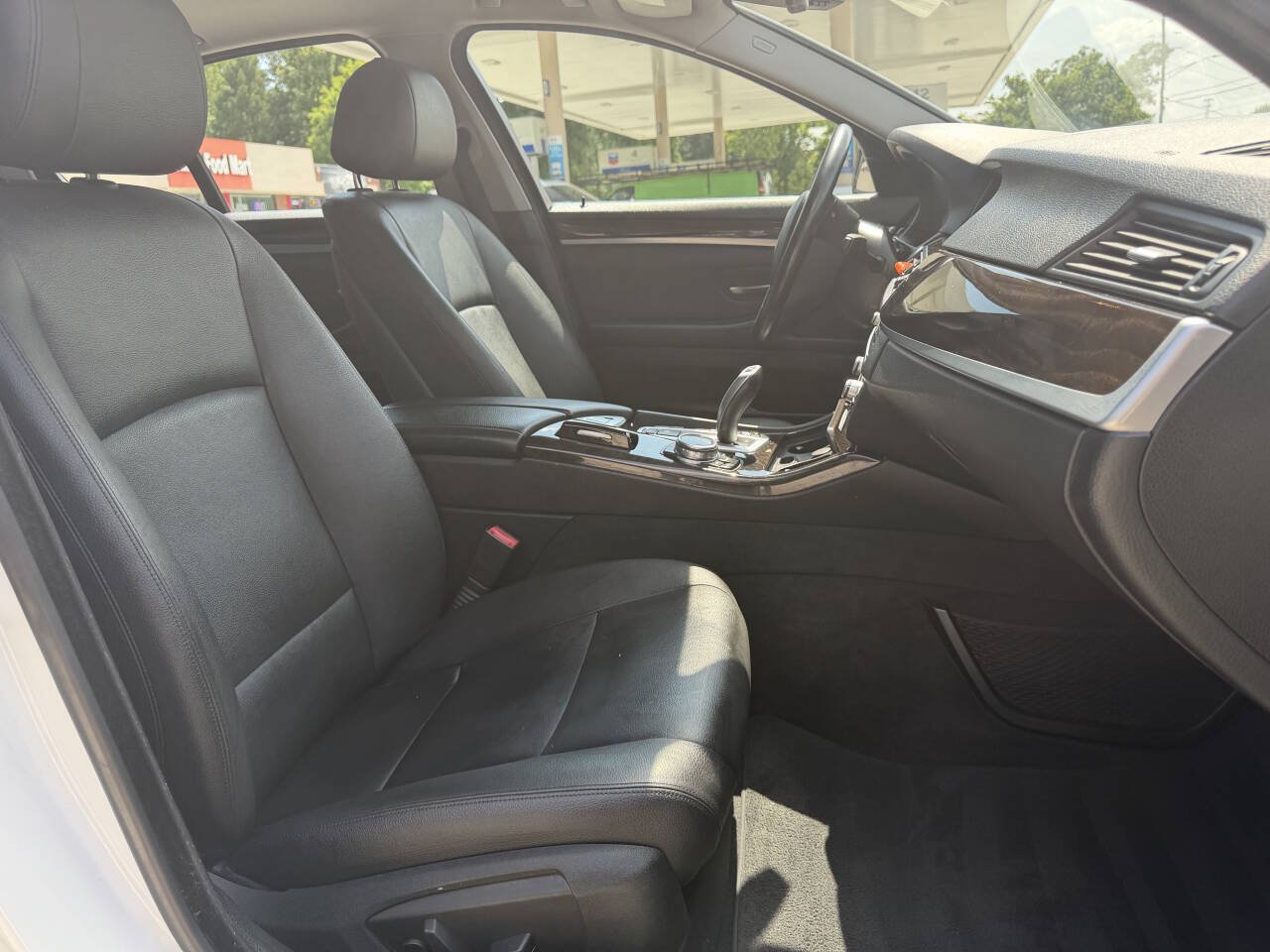 Used 2015 BMW 535i xDrive Sedan AWD/4WD image 6