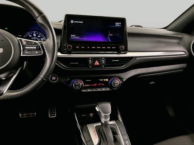 Used 2022 Kia Forte GT-Line w/ GT-Line Technology Package FWD image 6